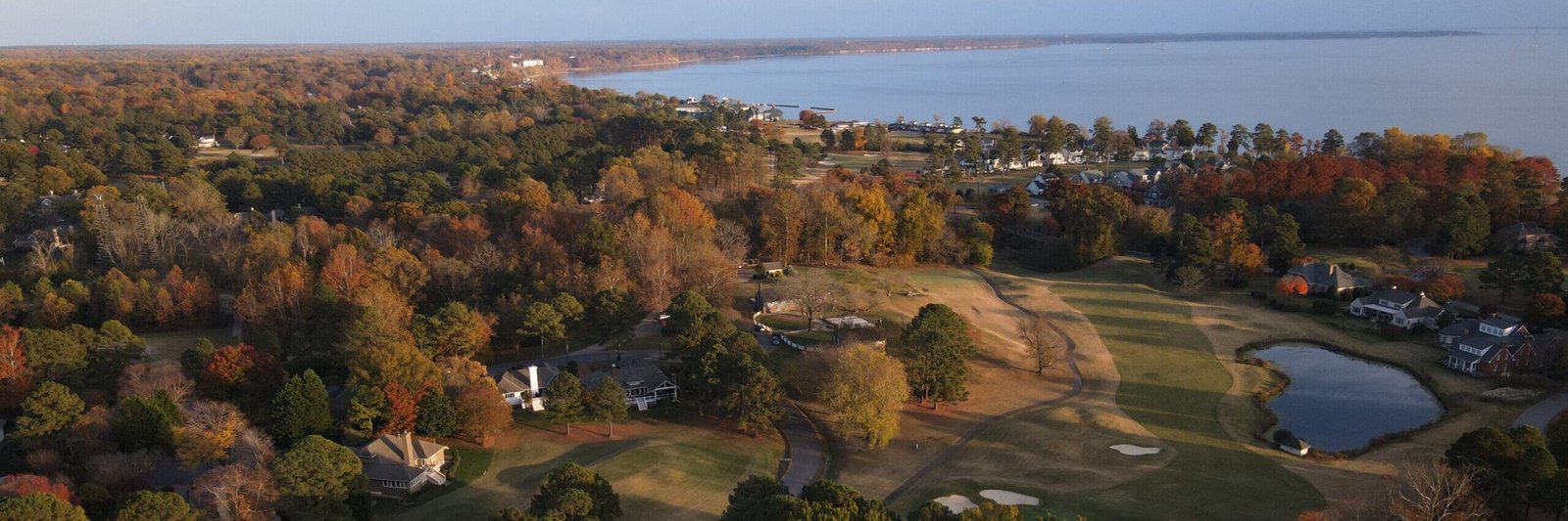 Kingsmill in Williamsburg, Virginia, an upscale gated community with a golf course, pool, clubhouse, resort, & beach on the James River